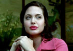 Claire (Angelina Jolie)