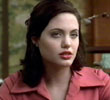 Claire (Angelina Jolie)